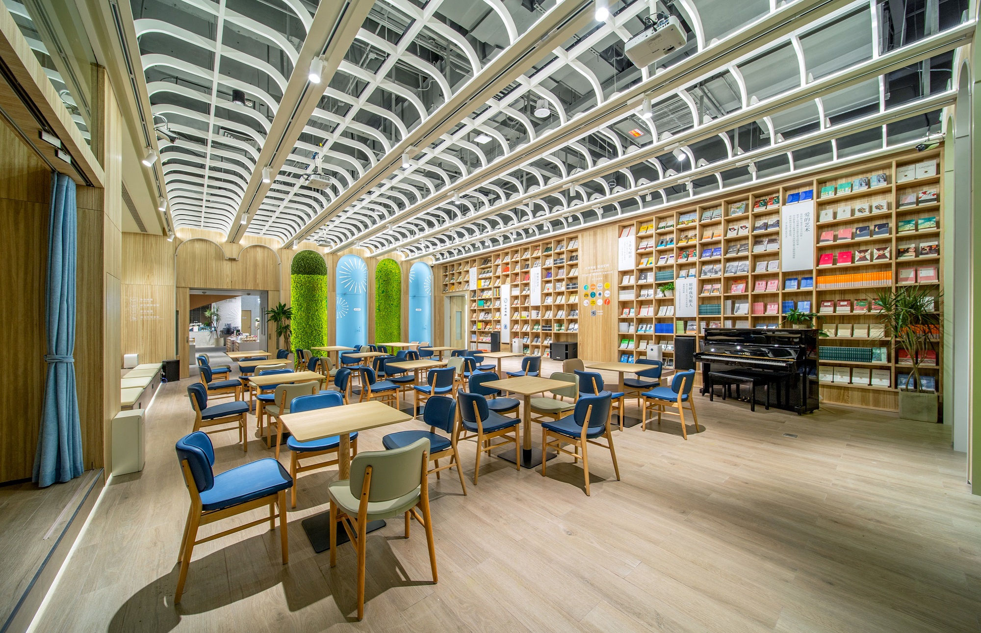 十點書店 十點書店